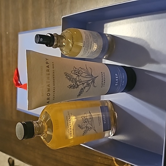 BBW Lavendar and Vanilla Sleep set - Picture 5 of 6